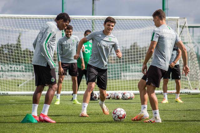 欧国联-C罗2射1传B费莱奥破门 葡萄牙5-1波兰