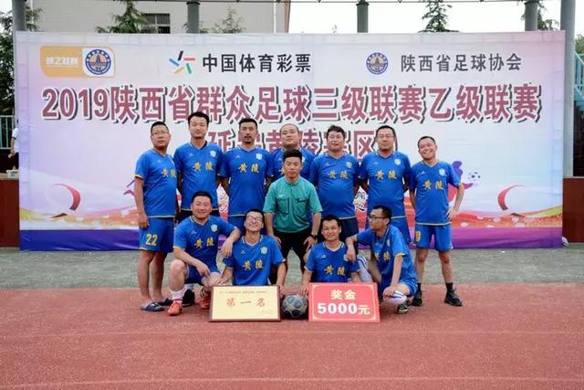 王大雷落泪了！国足0-1出局，19岁小将成遮羞布
