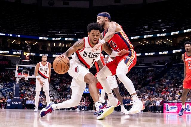 赵继伟：不能输球就怪教练 他真的很想帮我们